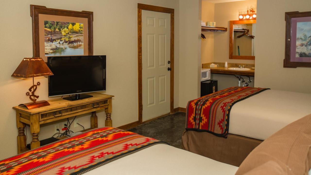 Nrs Event Center & Guest Ranch Guest house 3*