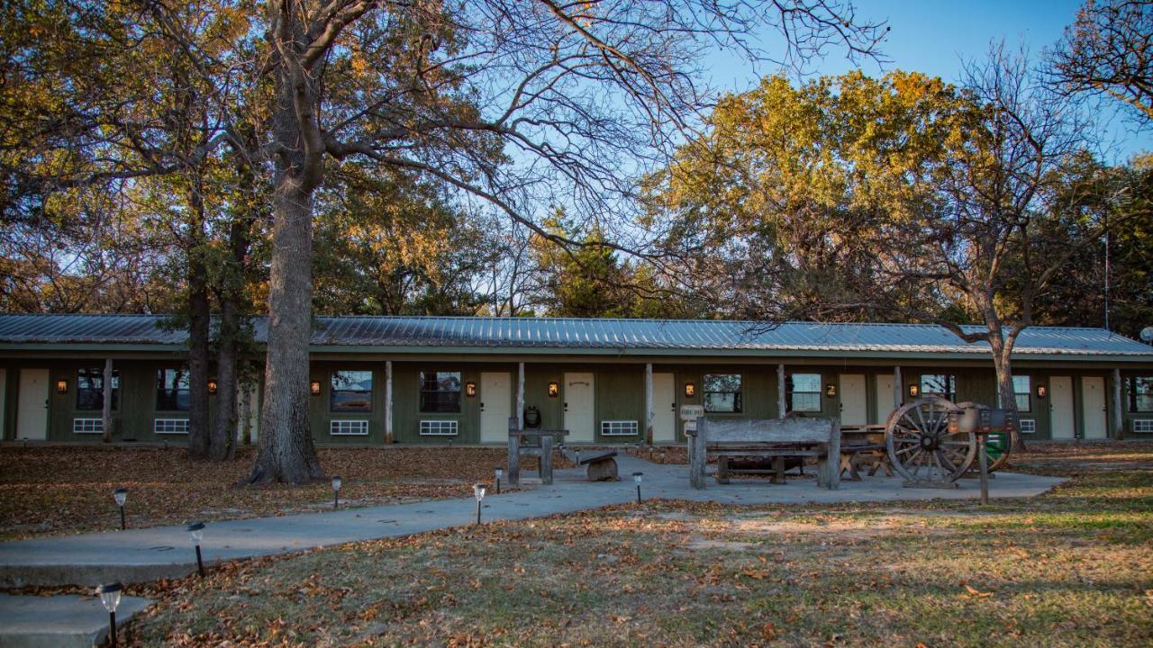 Pensión Nrs Event Center & Guest Ranch